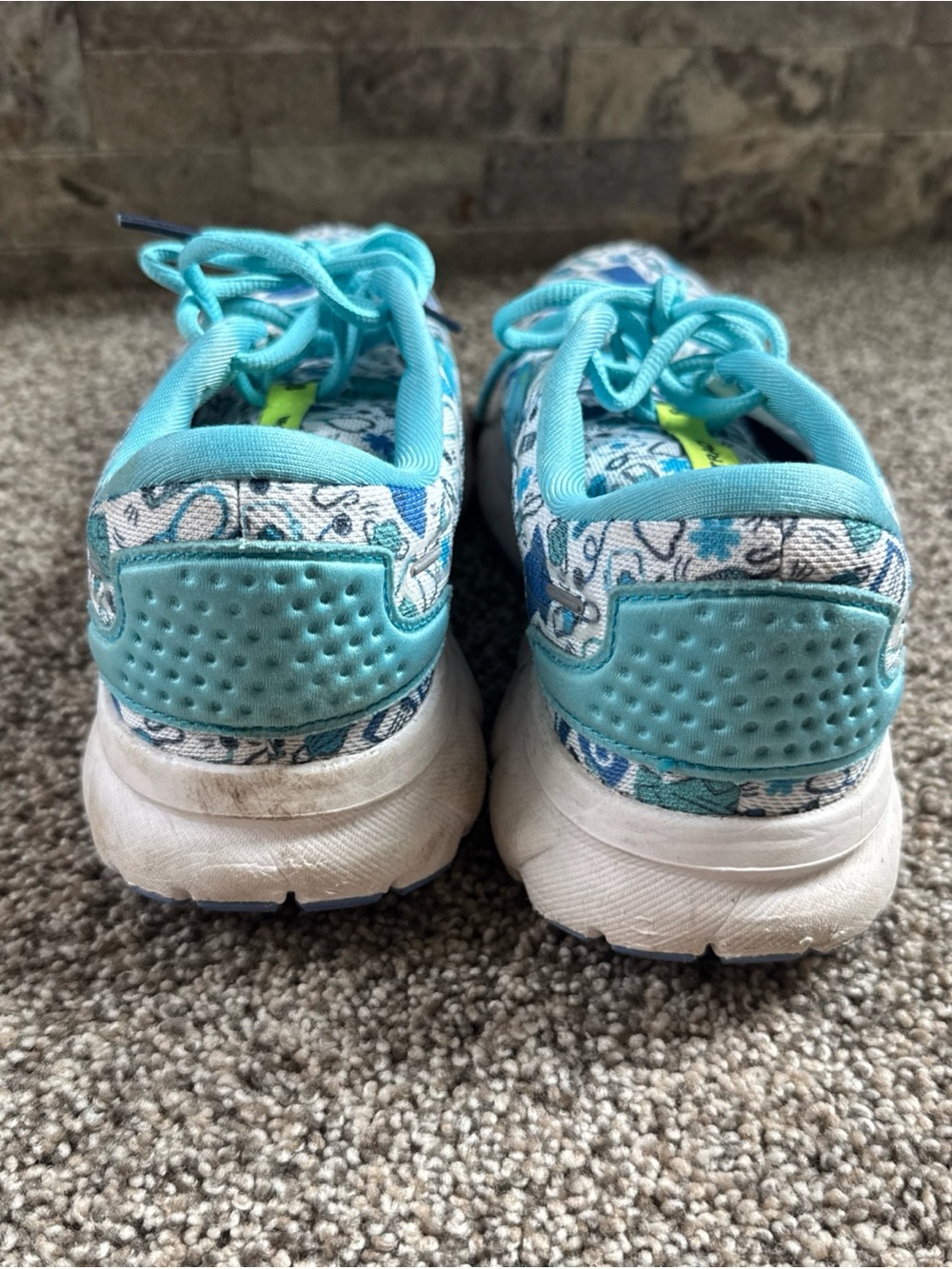 Brooks Trace 3 Lightweight Turquoise Nurse Patterned Running Shoes Womens 8.5 B - Picture 4 of 9
